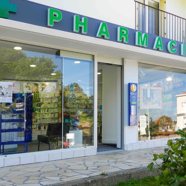 Pharmacie Dinan 2
